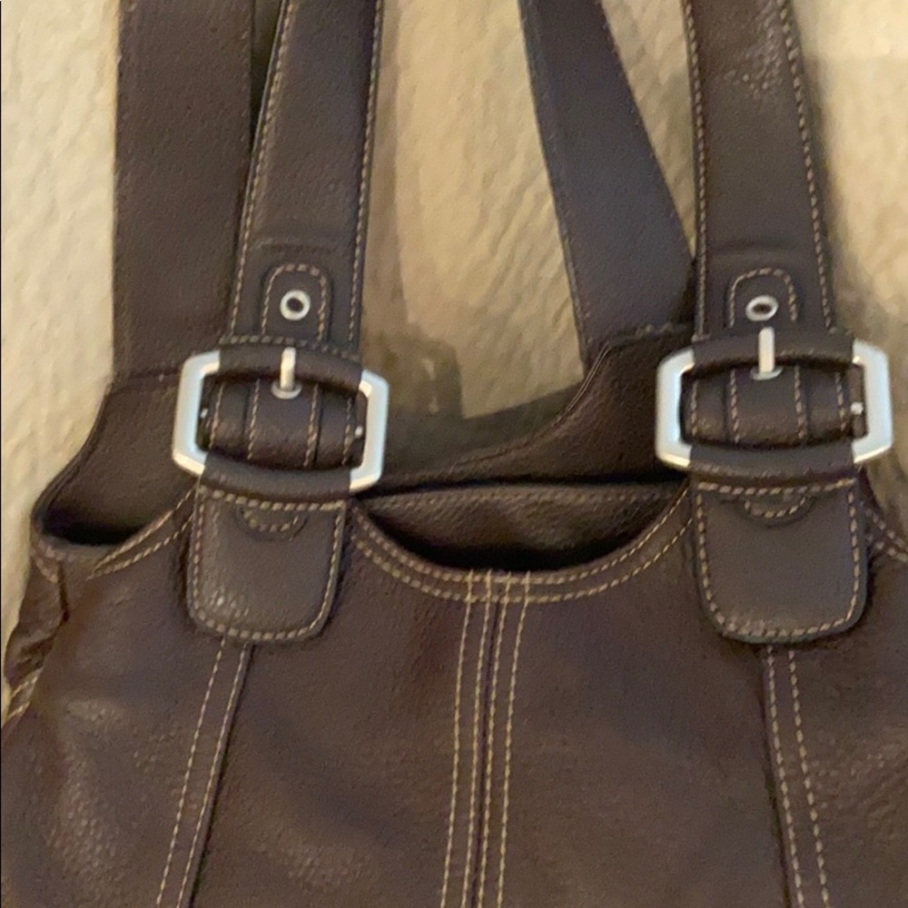 Bass Leather purse 👜💯❤️🛍make a bundle save